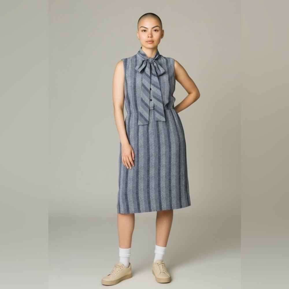 Vintage 70s Gray and Blue Striped Sleeveless Dress With Tie Neck Size Small